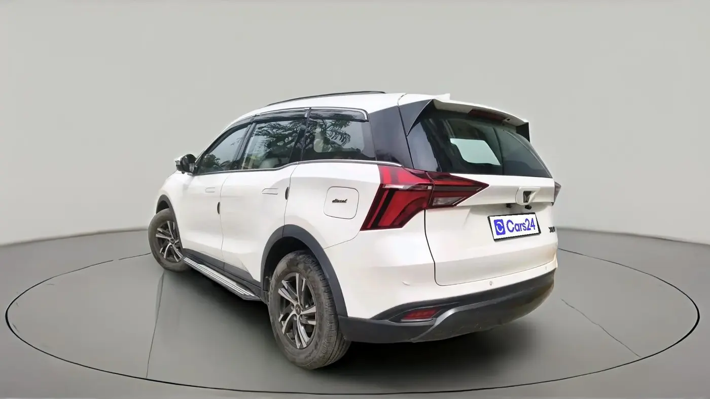 2023 Mahindra XUV700 MX D MT 5 STR, Diesel, Manual, 12,869 km, exterior
