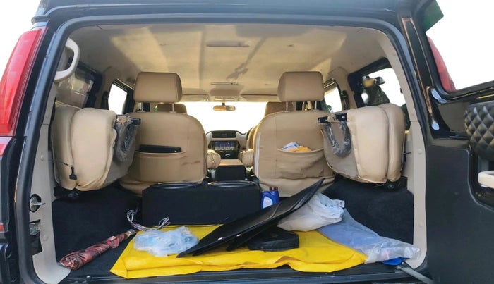 2023 Mahindra SCORPIO CLASSIC S 7STR, Diesel, Manual, 52,232 km, exterior