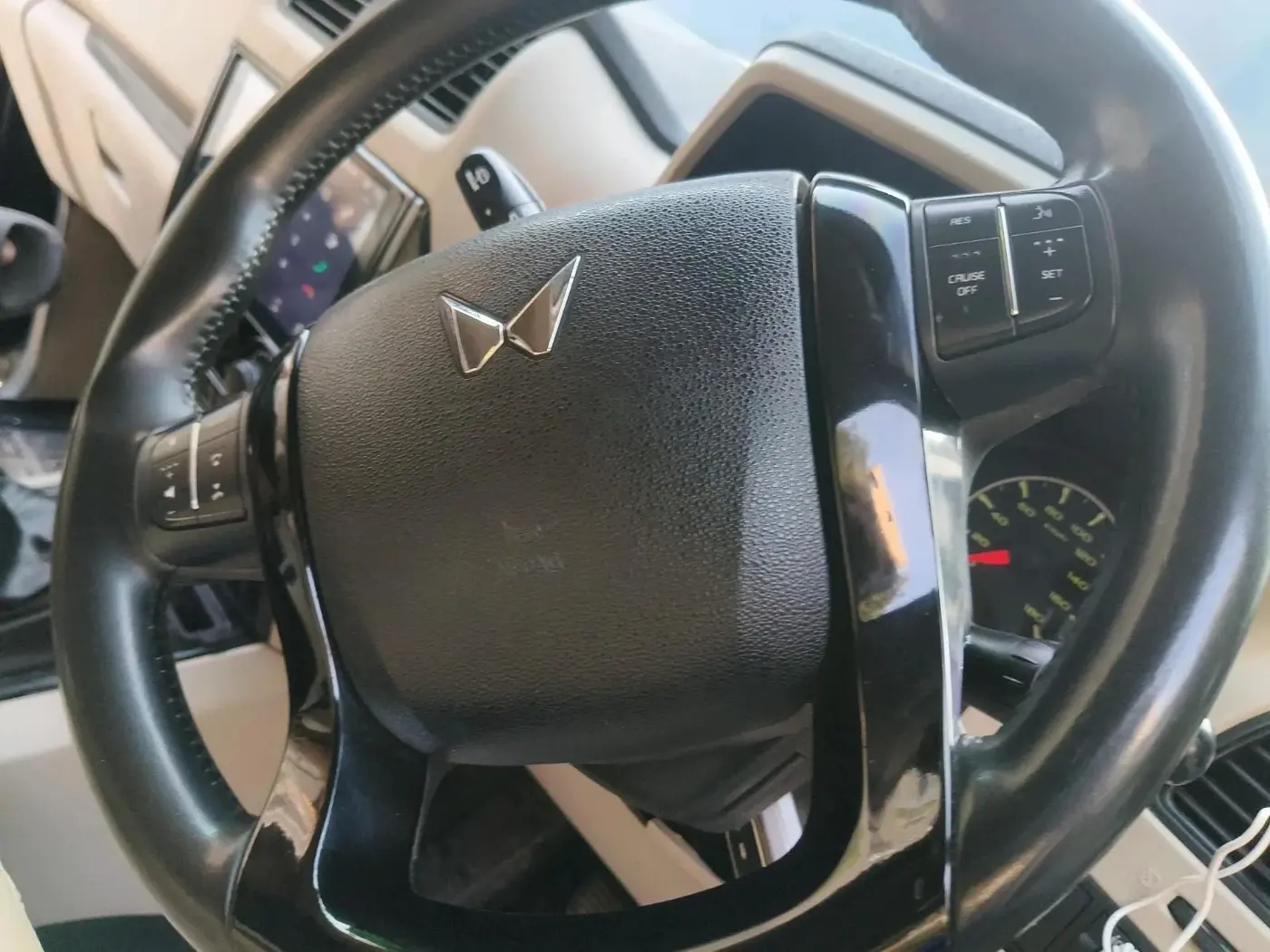 2023 Mahindra SCORPIO CLASSIC S 7STR, Diesel, Manual, 52,232 km, interior