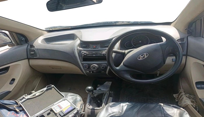 2011 Hyundai Eon MAGNA, CNG, Manual, 1,59,967 km, interior