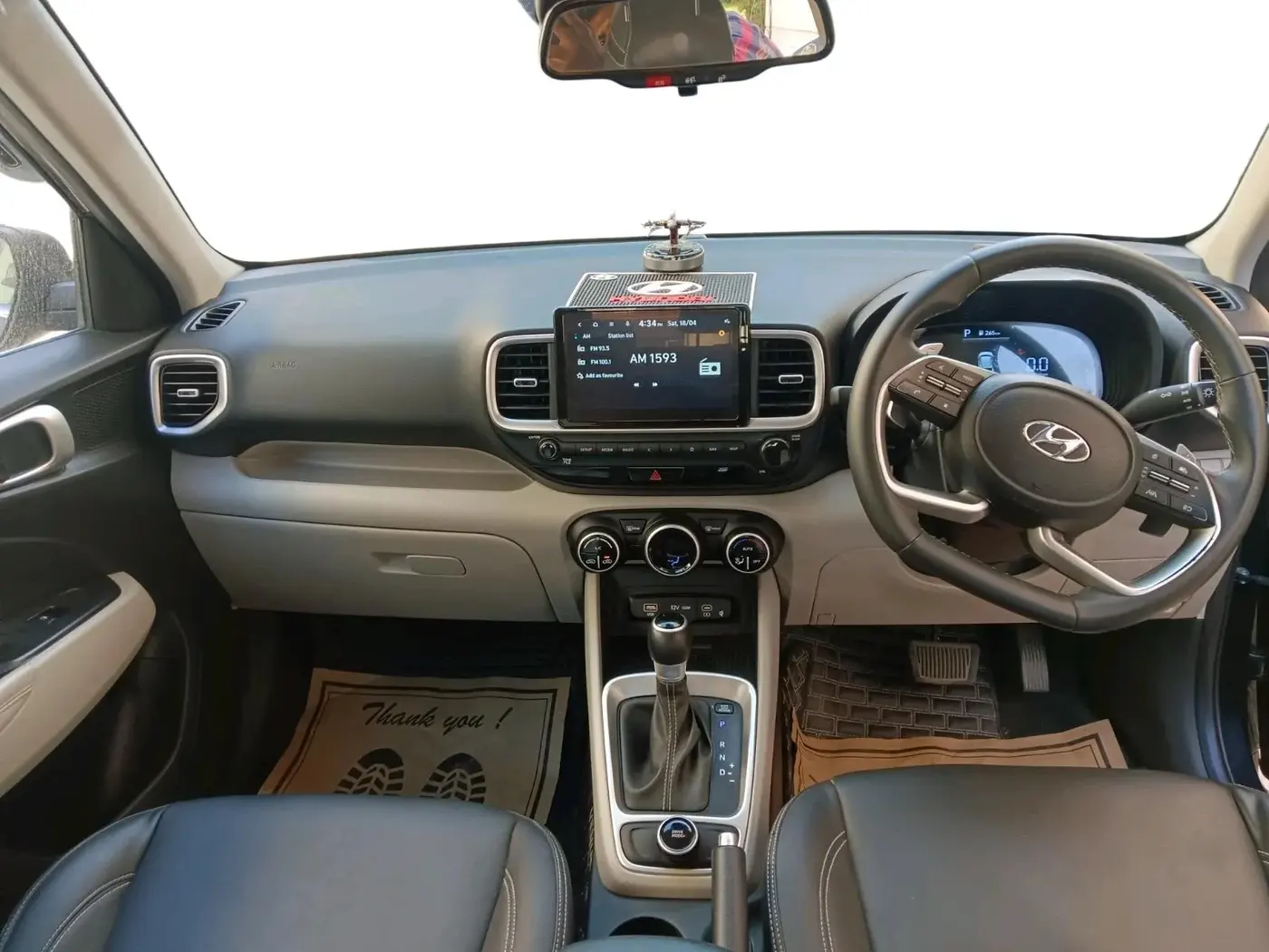 2024 Hyundai VENUE SX (O) 1.0 TURBO DCT, Petrol, Automatic, 12,590 km, interior