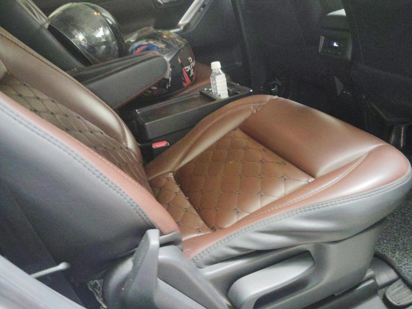2023 Toyota INNOVA HYCROSS VX HYBRID 7 STR, Hybrid, Automatic, 73,474 km, interior