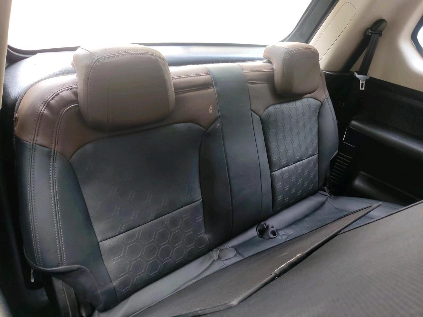 2023 Mahindra SCORPIO-N Z4 PETROL MT 7 STR, Petrol, Manual, 46,983 km, interior