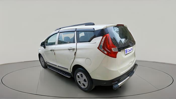 2018 Mahindra MARAZZO M2 7STR, Diesel, Manual, 79,815 km, exterior