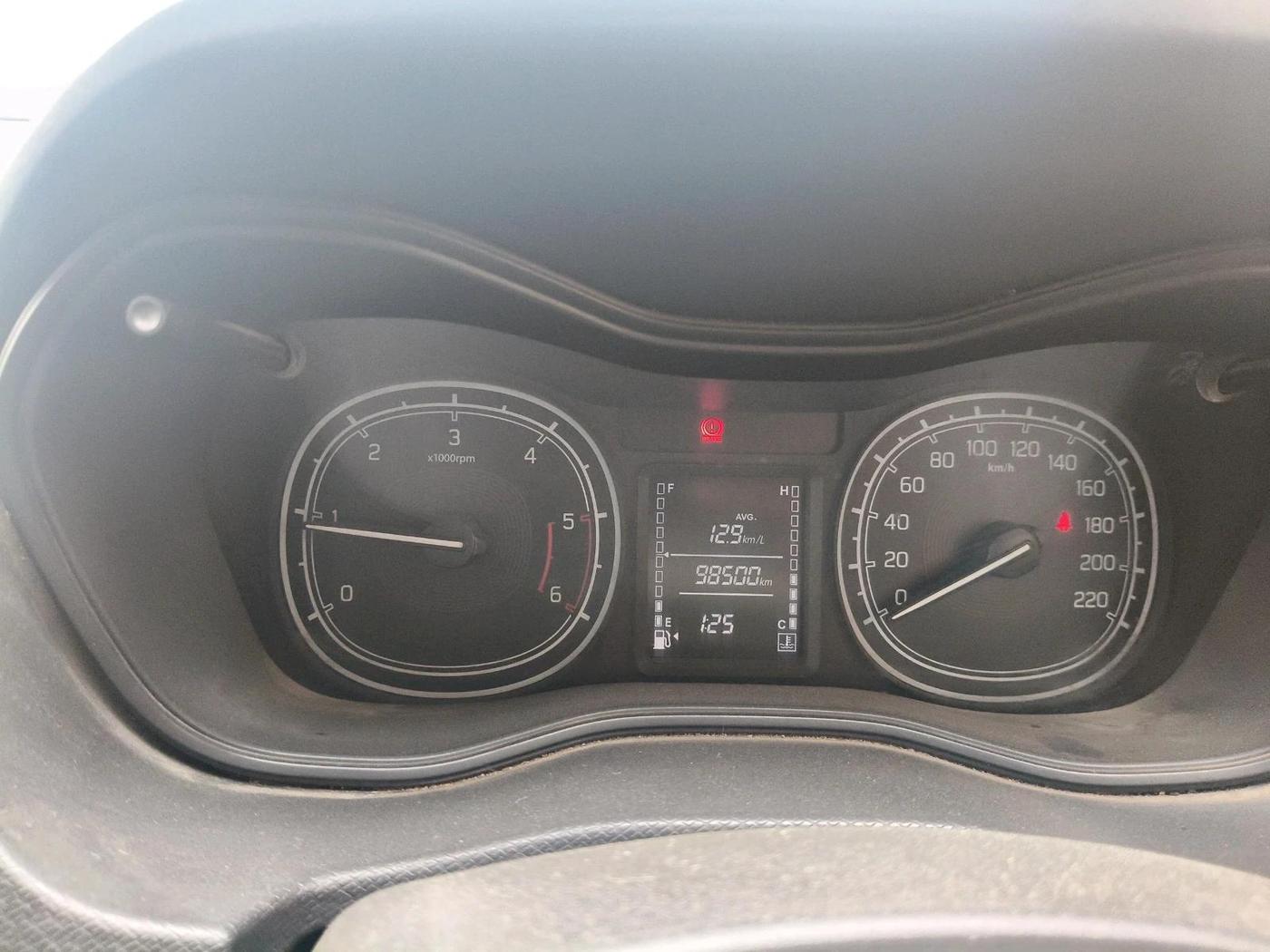 2017 Maruti Vitara Brezza VDI, Diesel, Manual, 98,500 km, interior