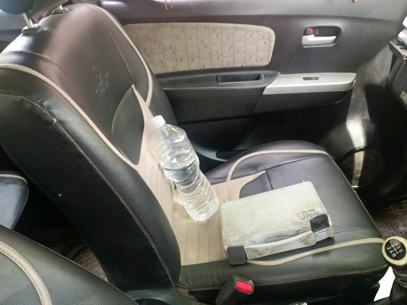 2015 Maruti Wagon R 1.0 VXI, Petrol, Manual, 79,520 km, interior