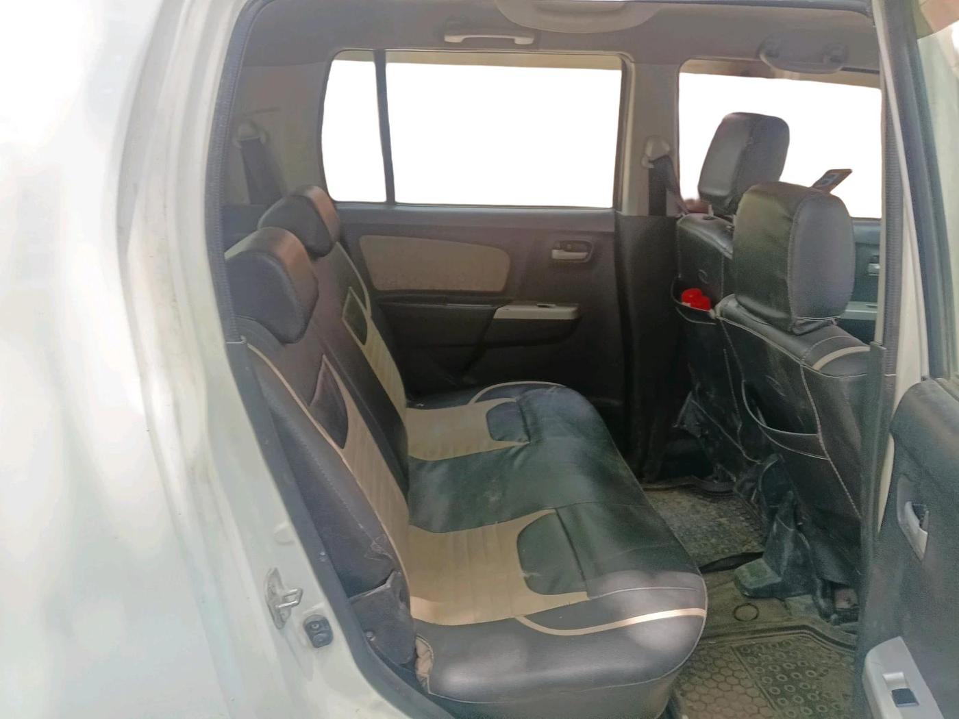 2015 Maruti Wagon R 1.0 VXI, Petrol, Manual, 79,520 km, interior