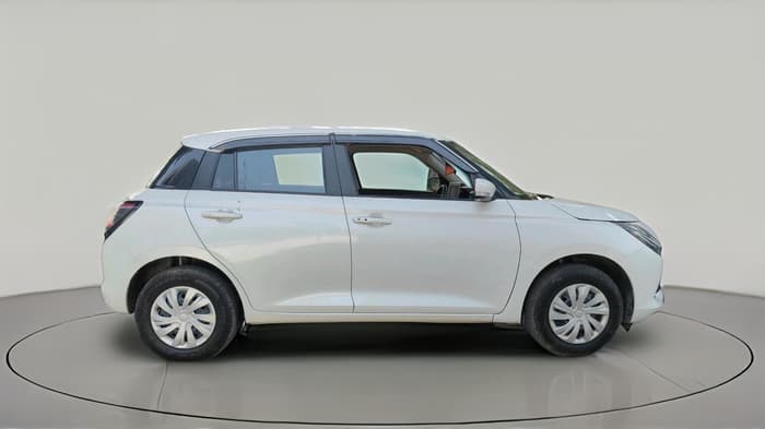 2025 Maruti Swift VXi (O) AMT, Petrol, Automatic, 18,073 km, exterior