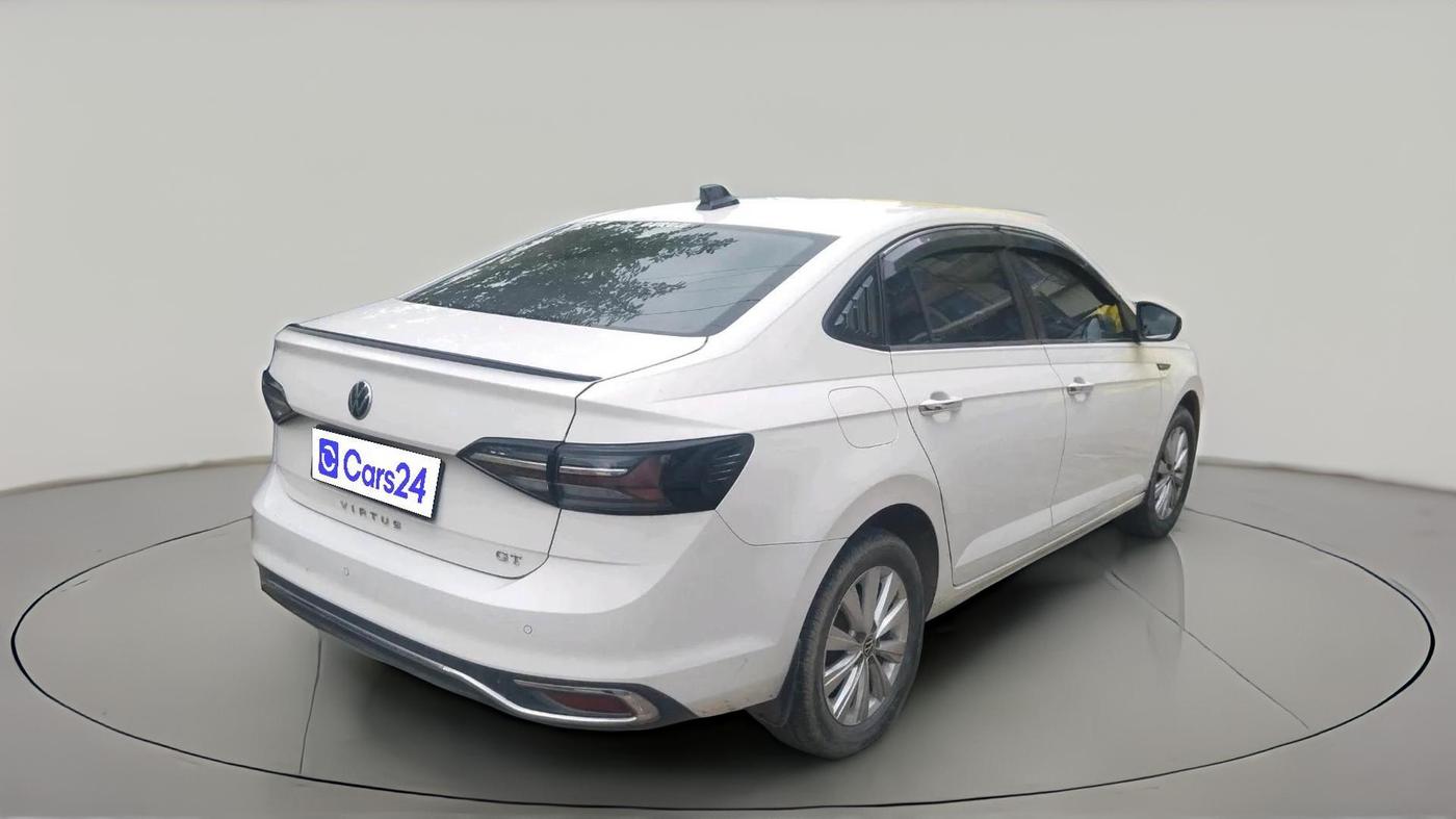 2024 Volkswagen VIRTUS HIGHLINE TSI 1.0 AT, Petrol, Automatic, 31,304 km, exterior