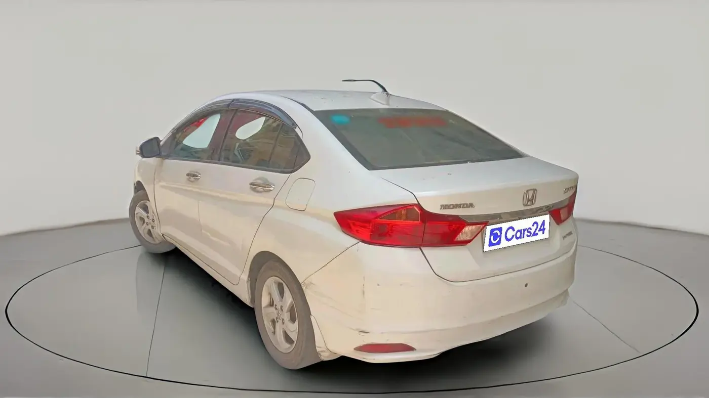 2015 Honda City 1.5L I-VTEC VX CVT, CNG, Automatic, 1,06,983 km, exterior
