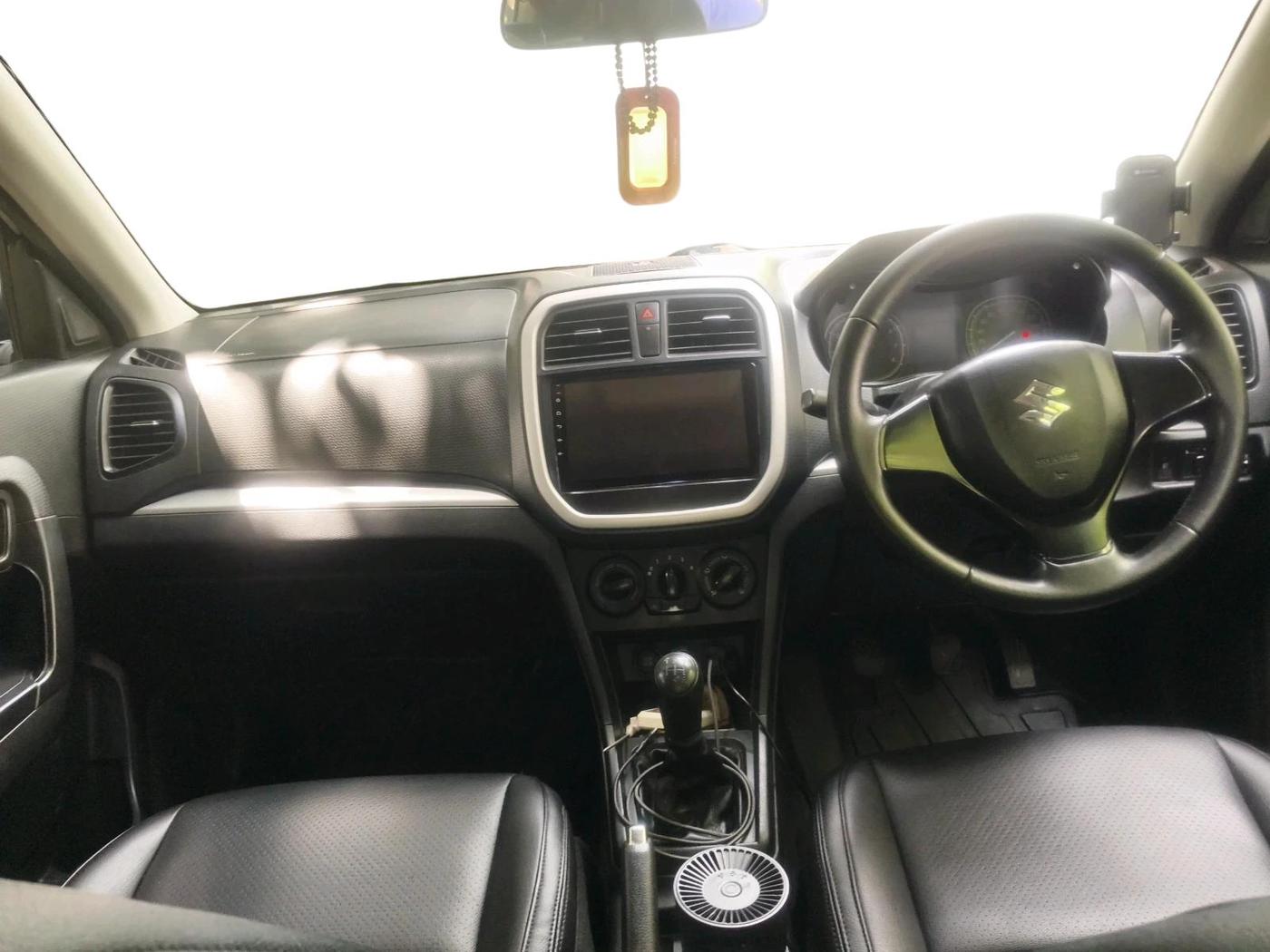 2020 Maruti Vitara Brezza LXI, CNG, Manual, 69,571 km, interior