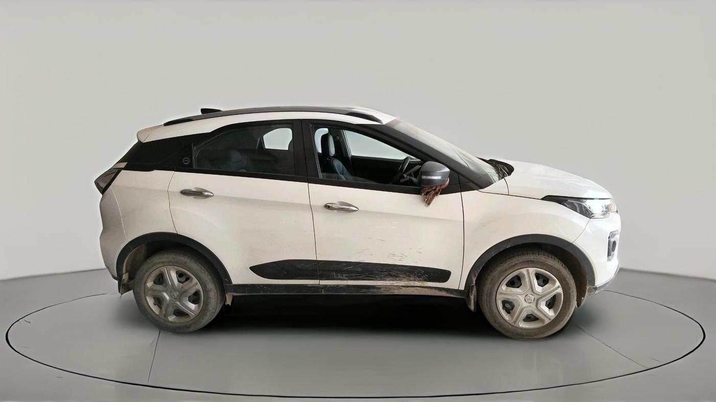 2023 Tata NEXON XM SUNROOF PETROL, Petrol, Manual, 64,589 km, exterior