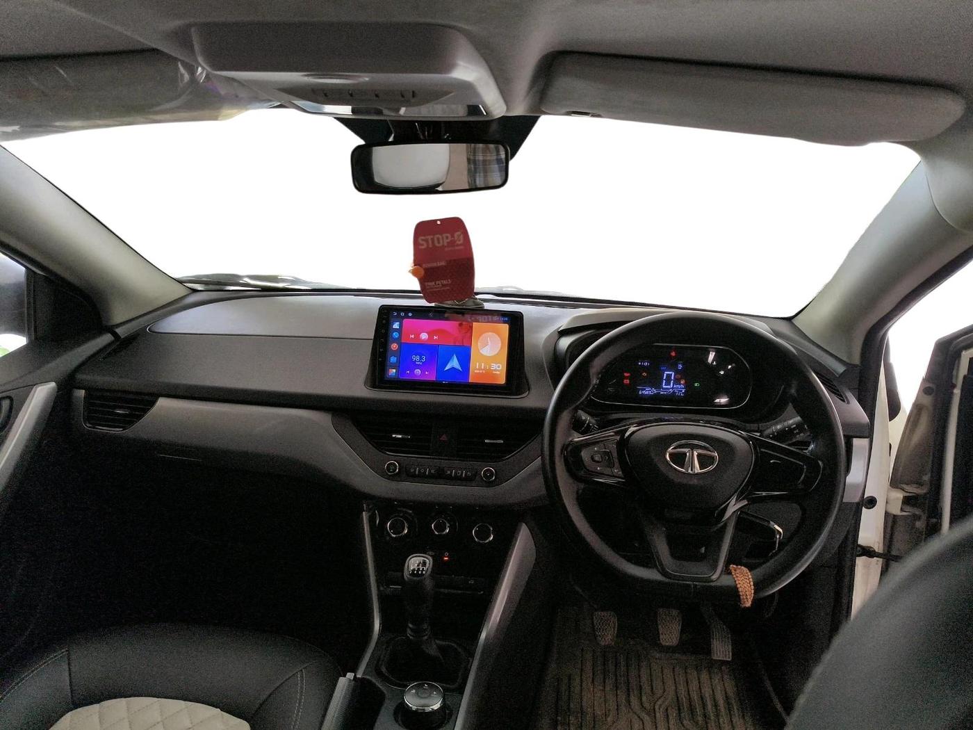 2023 Tata NEXON XM SUNROOF PETROL, Petrol, Manual, 64,589 km, interior