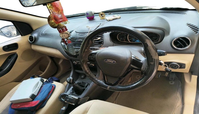 2017 Ford Figo Aspire TITANIUM1.5 DIESEL, Diesel, Manual, 1,04,488 km, interior