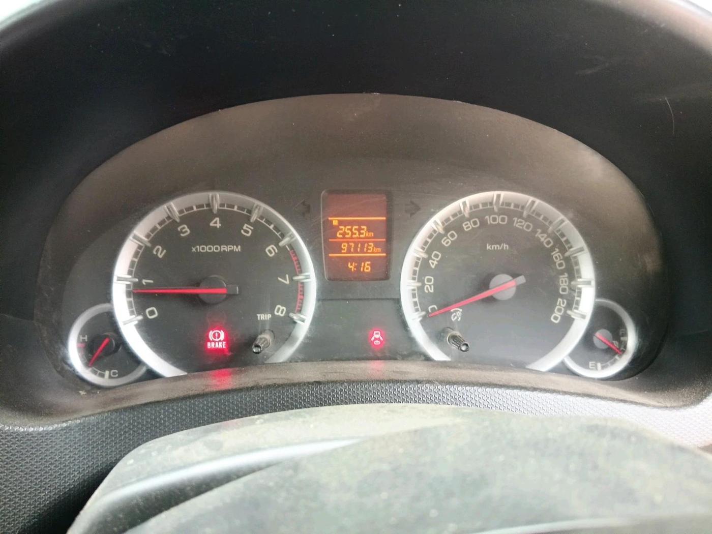 2014 Maruti Swift VXI, CNG, Manual, 97,113 km, interior