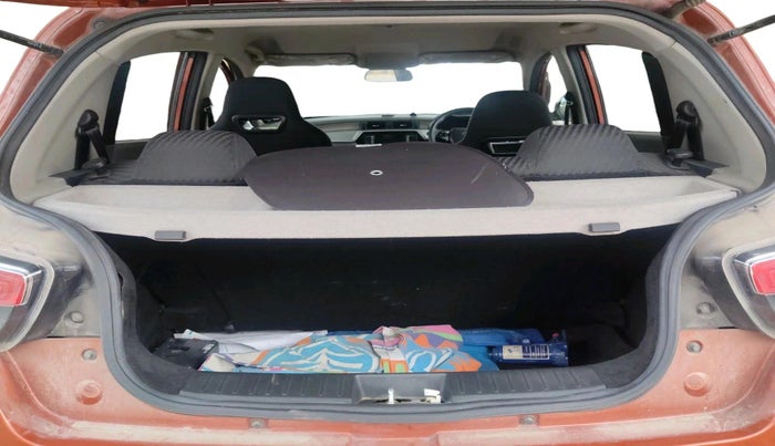 2017 Mahindra KUV 100 NXT K6+ D 6 STR, Diesel, Manual, 81,170 km, exterior