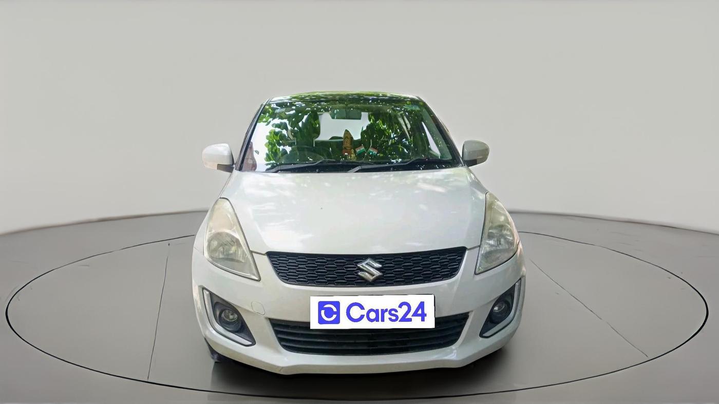 2016 Maruti Swift LXI (O), CNG, Manual, 1,49,530 km, exterior