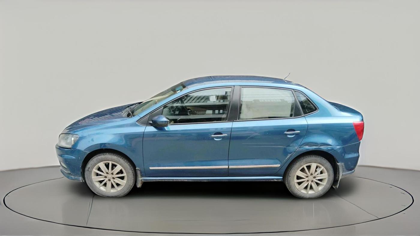 2016 Volkswagen Ameo HIGHLINE1.2L, Petrol, Manual, 1,11,911 km, exterior