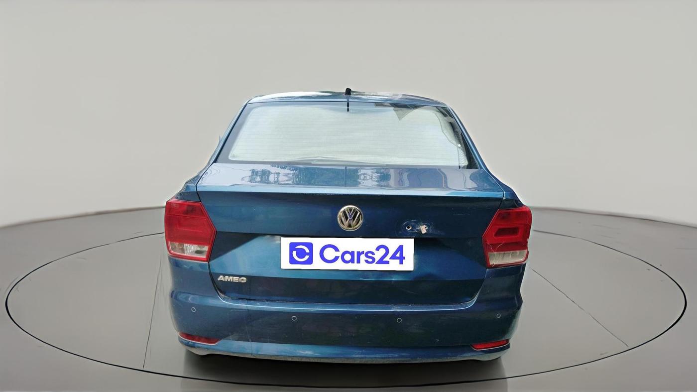 2016 Volkswagen Ameo HIGHLINE1.2L, Petrol, Manual, 1,11,911 km, exterior