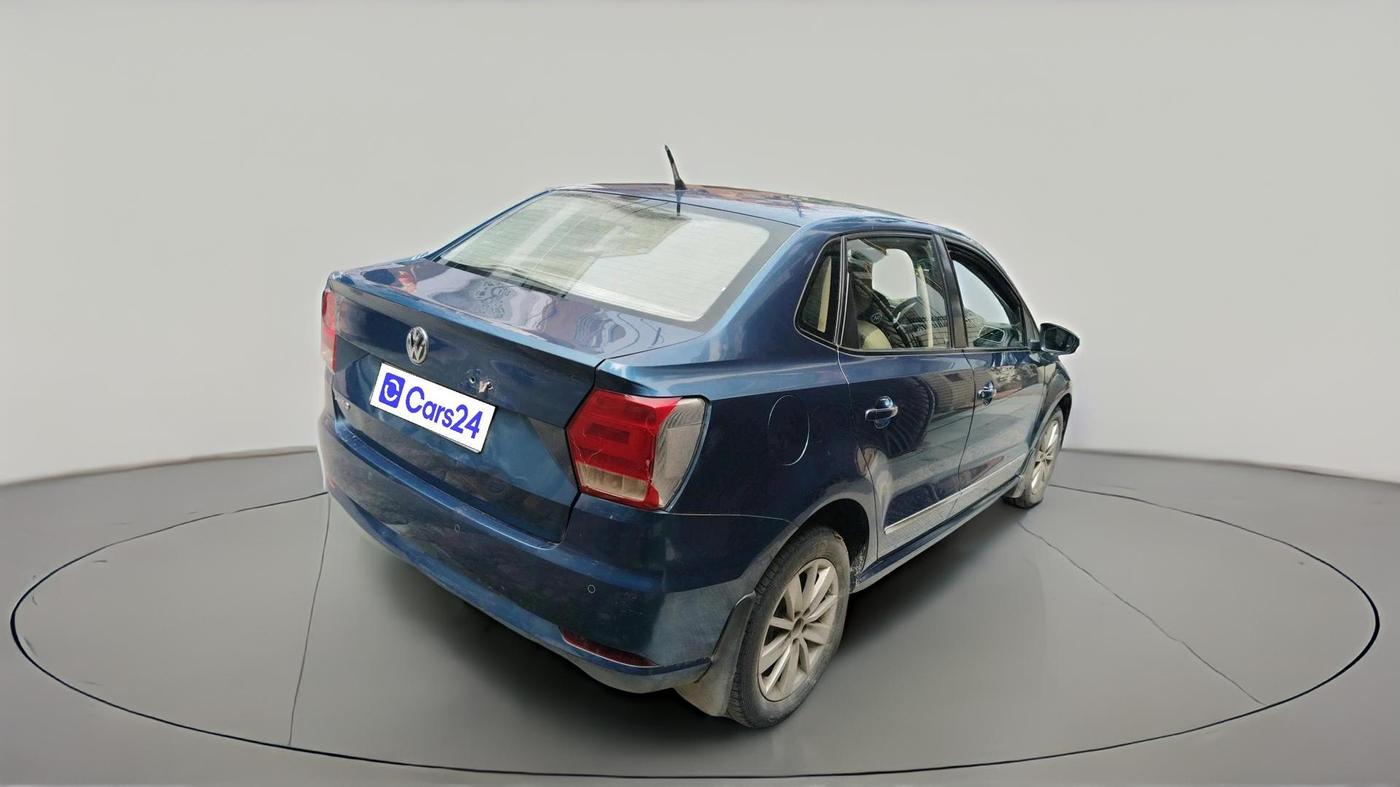 2016 Volkswagen Ameo HIGHLINE1.2L, Petrol, Manual, 1,11,911 km, exterior