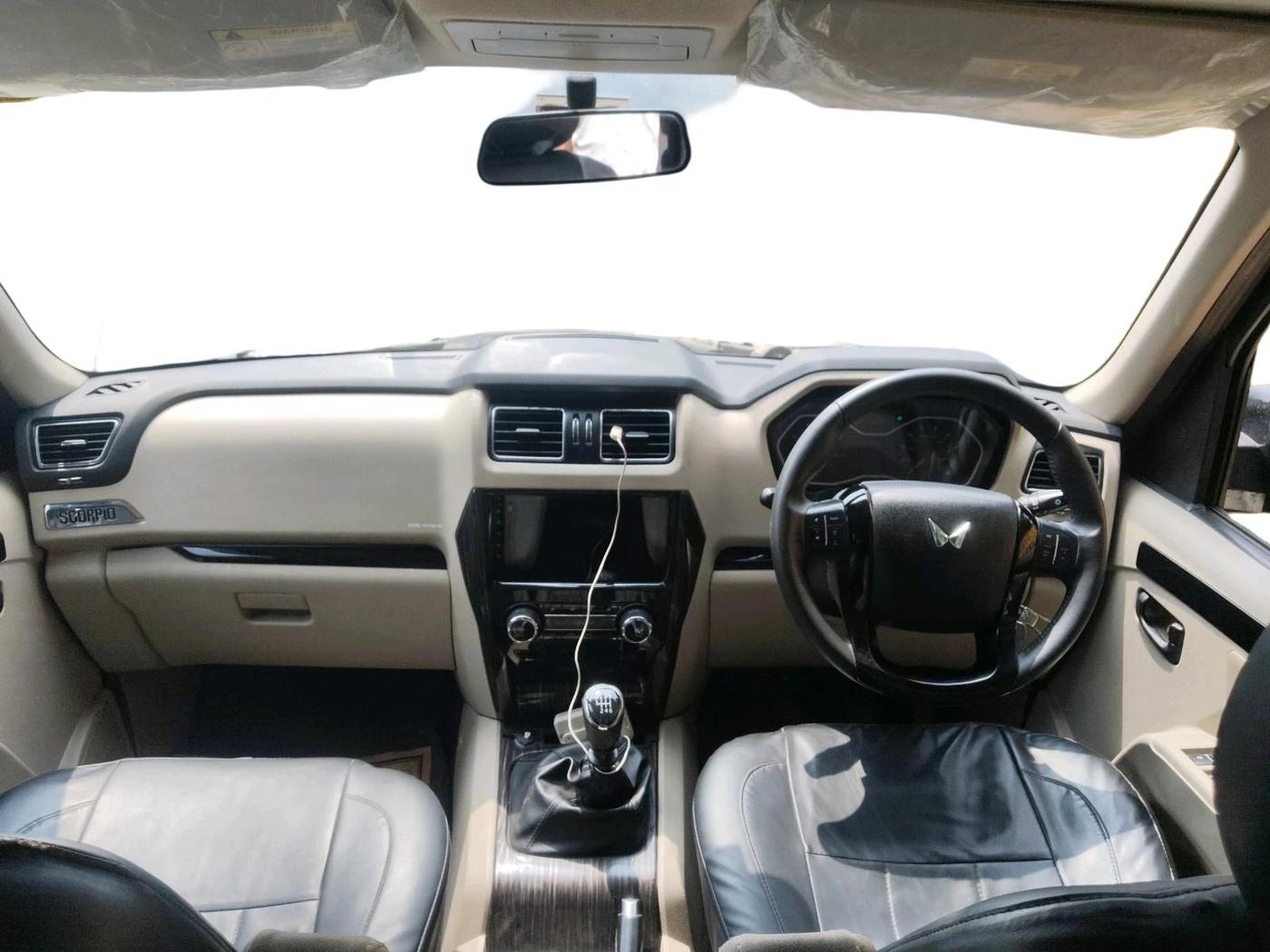 2023 Mahindra SCORPIO CLASSIC S11 7STR, Diesel, Manual, 32,017 km, interior