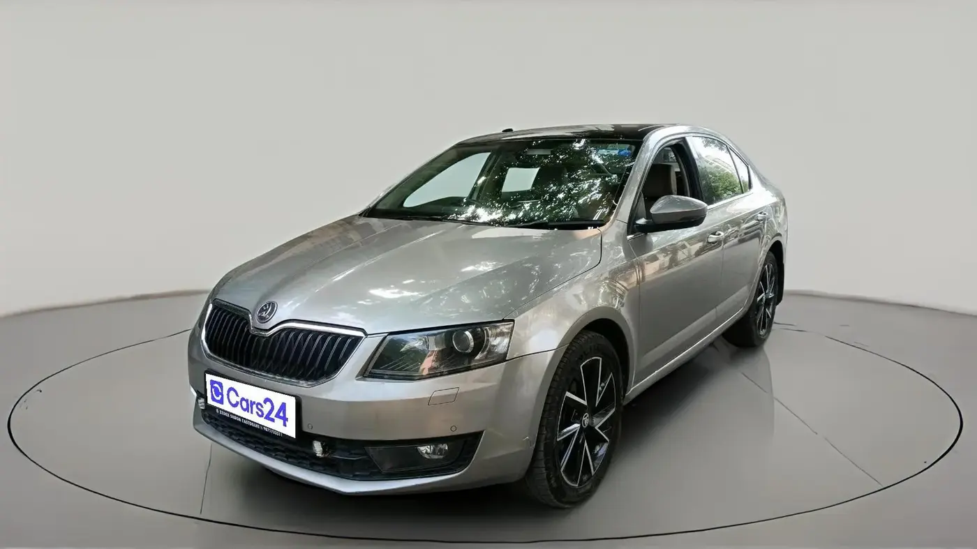 2014 Skoda Octavia ELEGANCE 1.8 TSI AT, Petrol, Automatic, 1,09,275 km, exterior