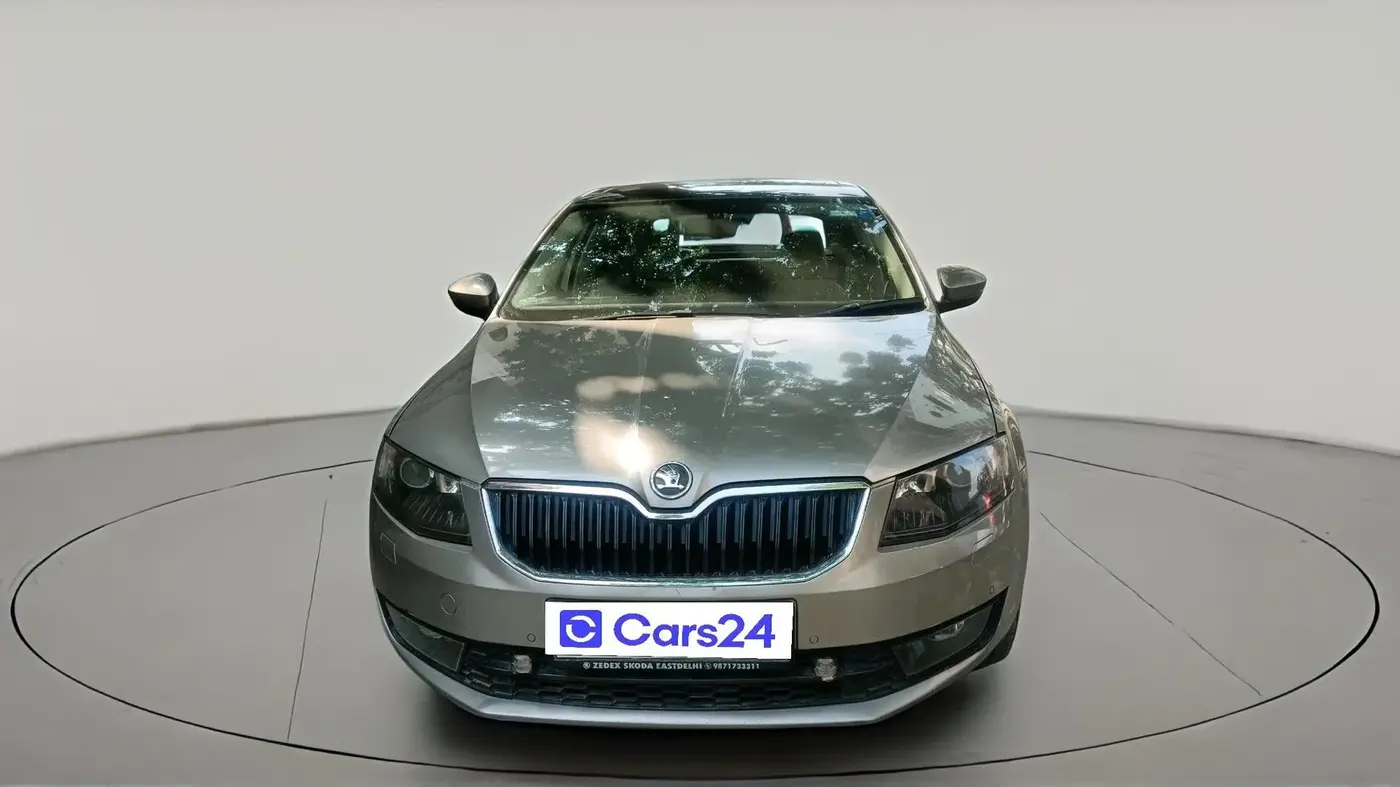 2014 Skoda Octavia ELEGANCE 1.8 TSI AT, Petrol, Automatic, 1,09,275 km, exterior