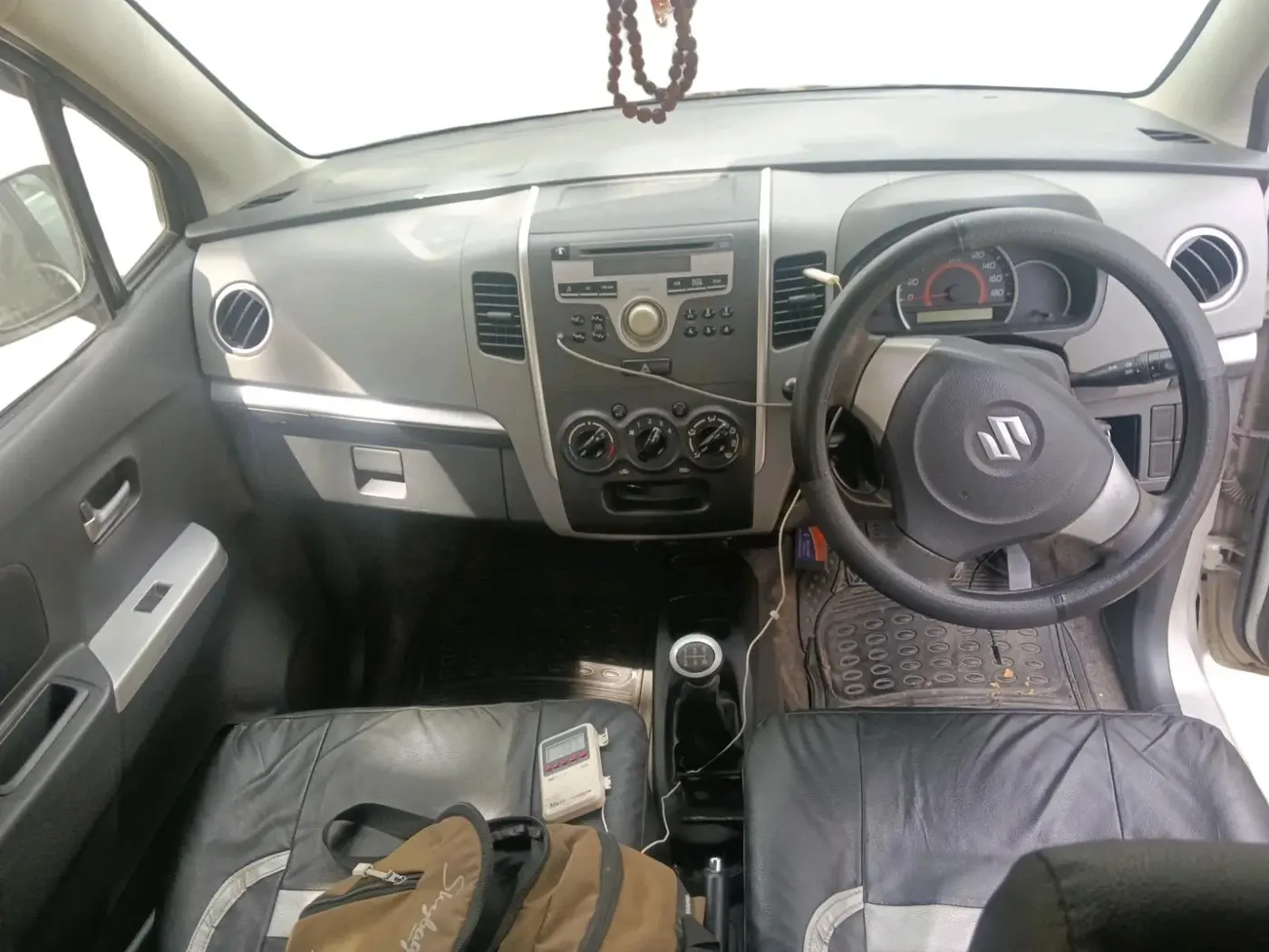 2012 Maruti Wagon R 1.0 VXI, Petrol, Manual, 87,000 km, interior