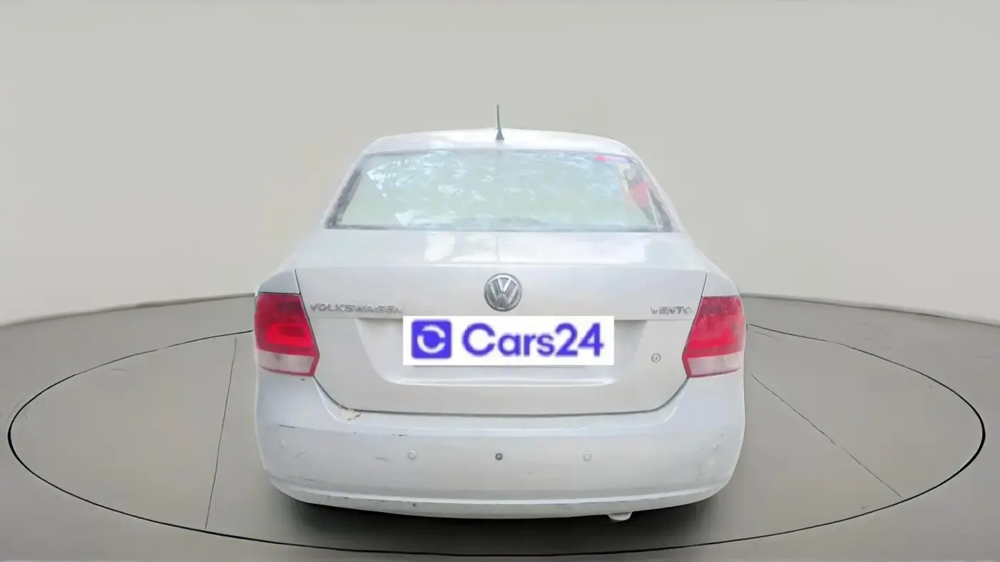 2013 Volkswagen Vento COMFORTLINE 1.6, CNG, Manual, 1,45,508 km, exterior