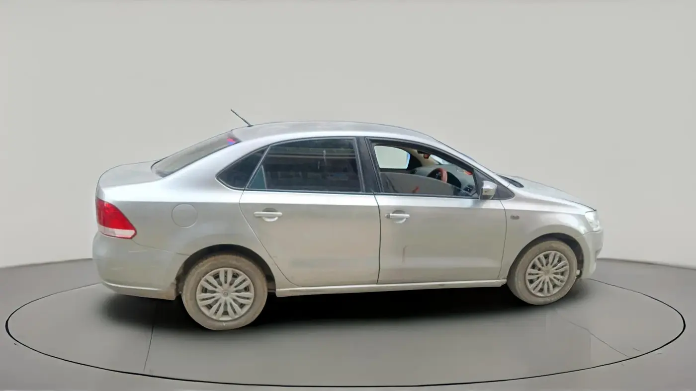 2013 Volkswagen Vento COMFORTLINE 1.6, CNG, Manual, 1,45,508 km, exterior