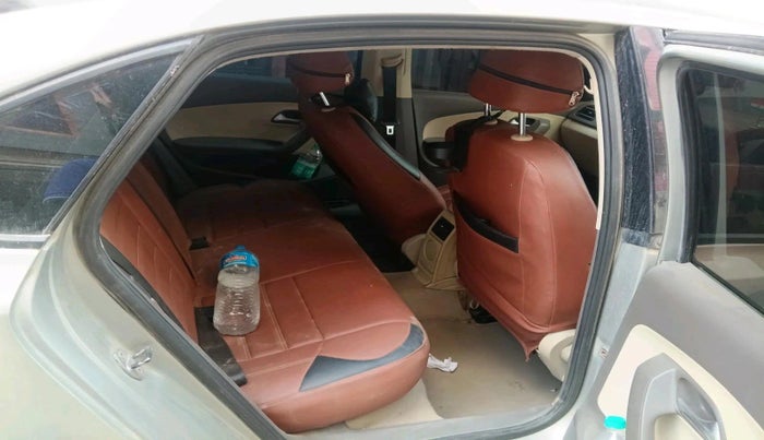 2013 Volkswagen Vento COMFORTLINE 1.6, CNG, Manual, 1,45,508 km, interior