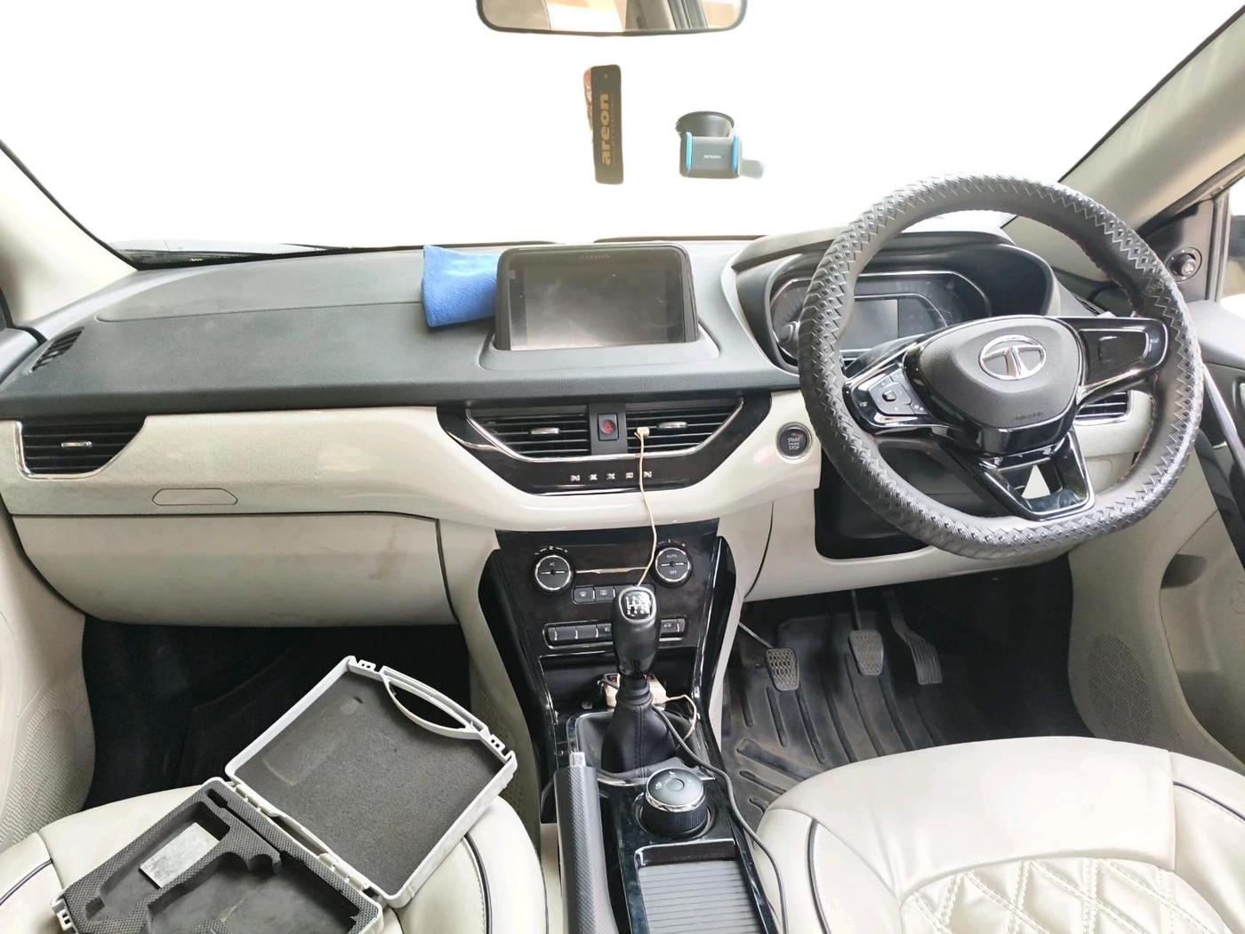 2023 Tata NEXON XZ PLUS PETROL, Petrol, Manual, 19,882 km, interior