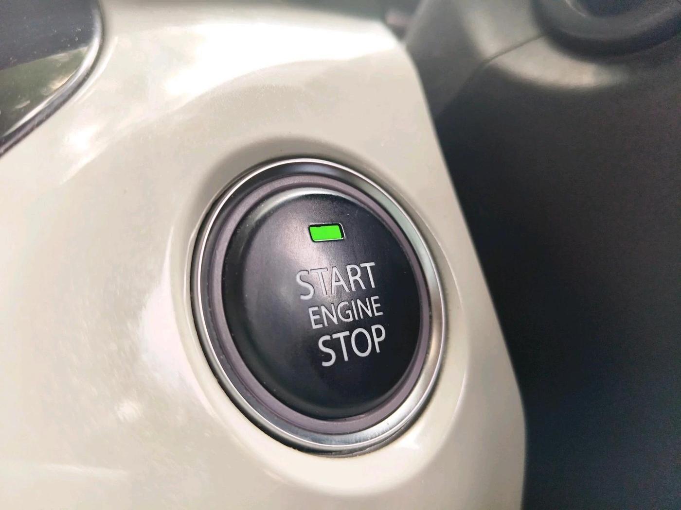 2023 Tata NEXON XZ PLUS PETROL, Petrol, Manual, 19,882 km, interior