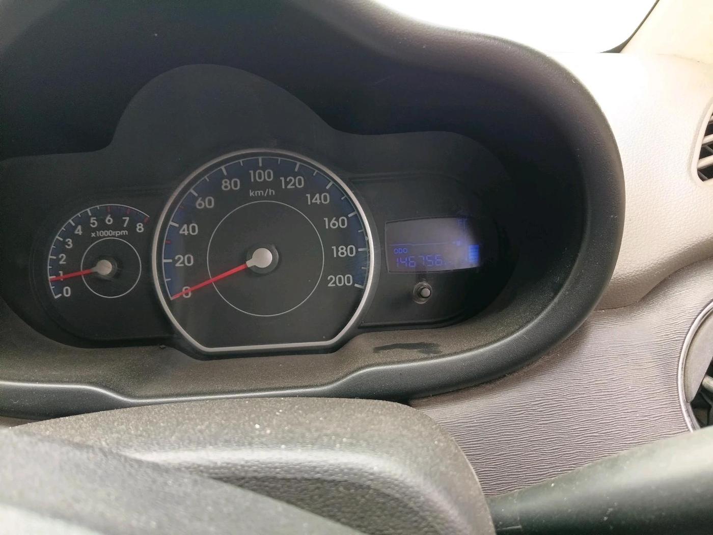 2014 Hyundai i10 SPORTZ 1.1, Petrol, Manual, 1,46,756 km, interior