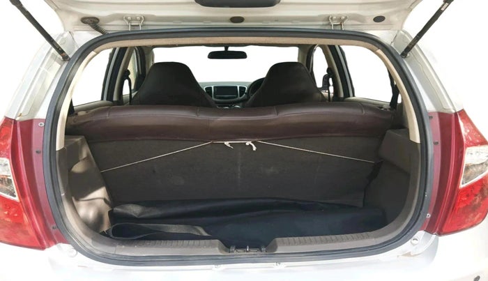 2015 Hyundai i10 MAGNA 1.1, Petrol, Manual, 52,163 km, exterior