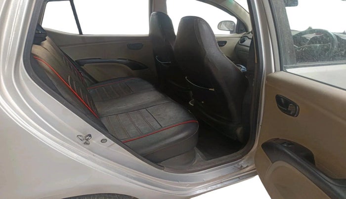 2015 Hyundai i10 MAGNA 1.1, CNG, Manual, 94,592 km, interior