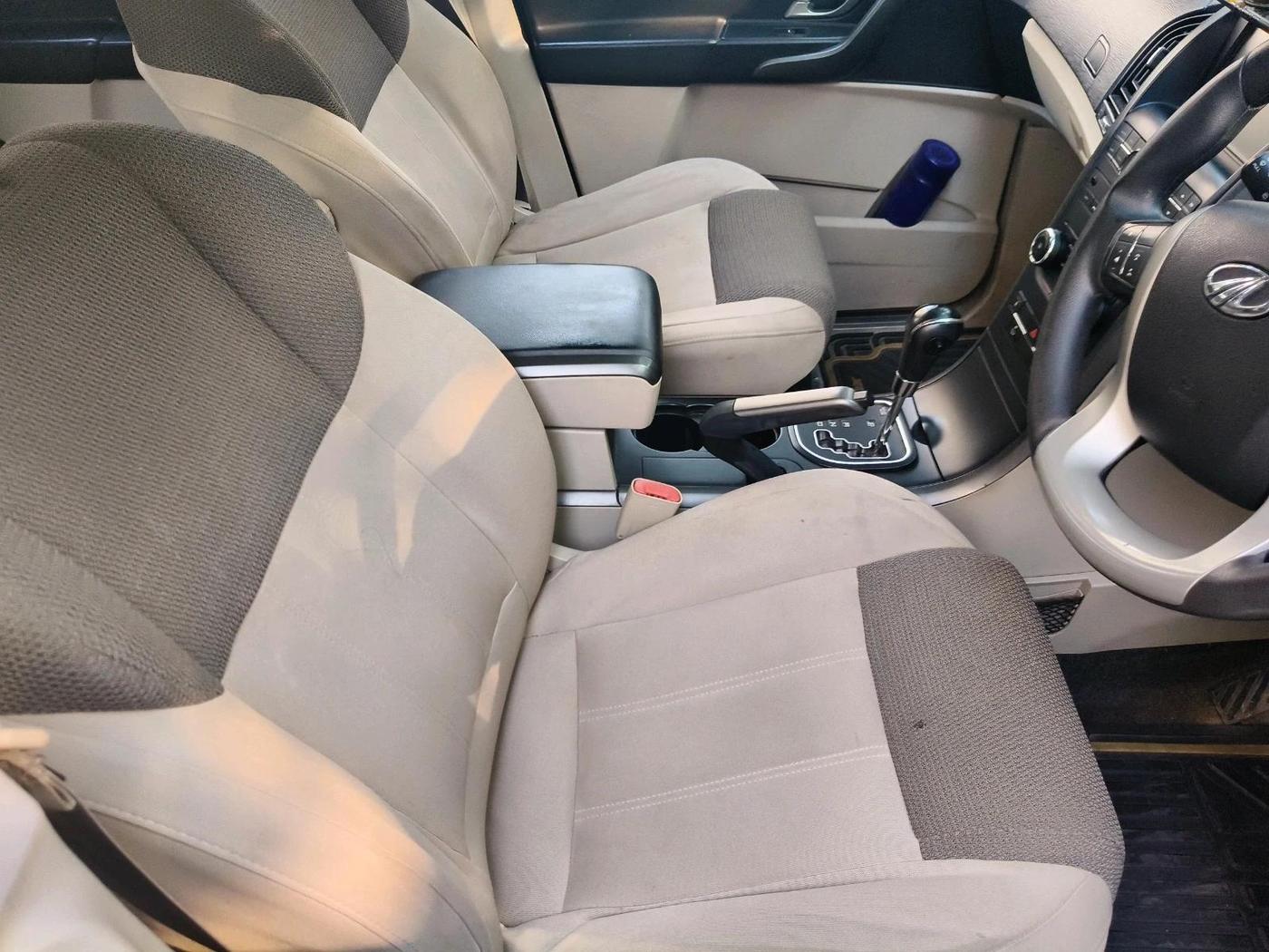 2016 Mahindra XUV500 W6 AT 1.99, Diesel, Automatic, 77,997 km, interior