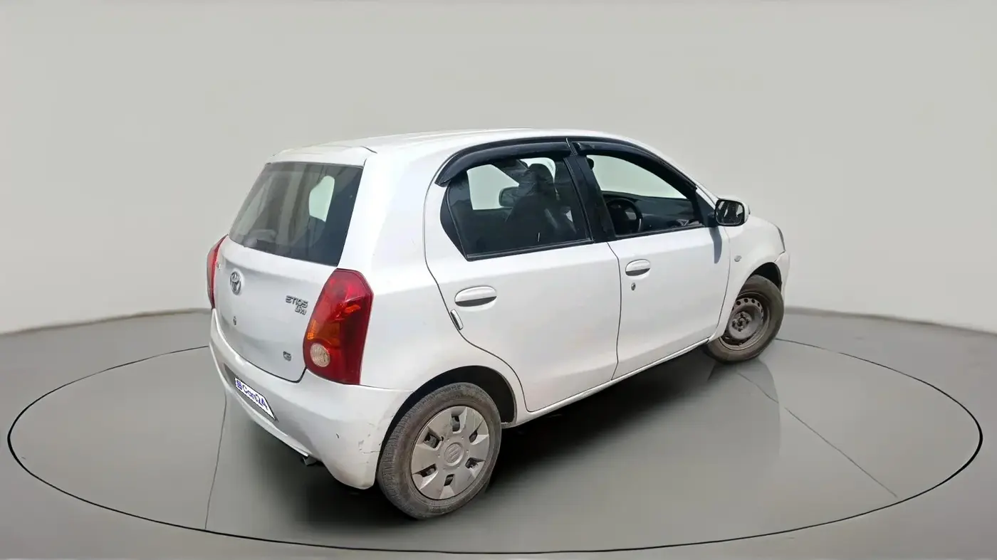2011 Toyota Etios Liva G, Petrol, Manual, 53,534 km, exterior