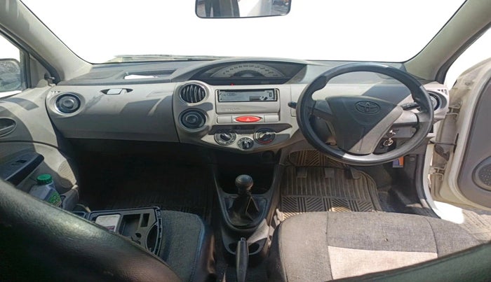 2011 Toyota Etios Liva G, Petrol, Manual, 53,534 km, interior