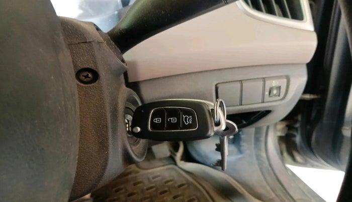 2016 Hyundai Creta BASE 1.6 PETROL, Petrol, Manual, 59,793 km, interior