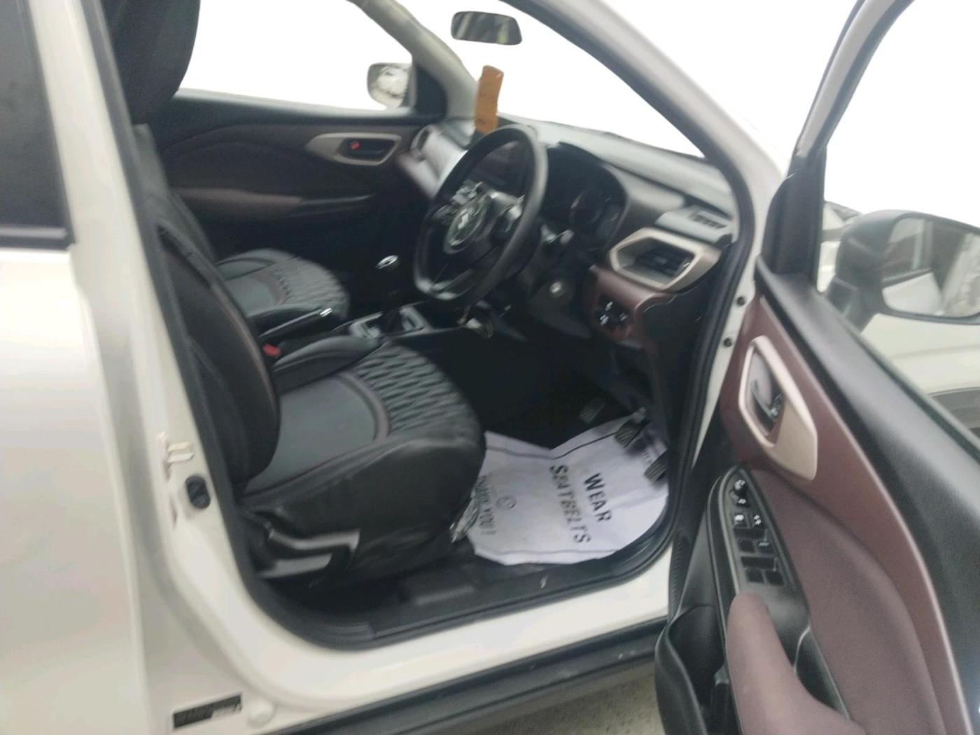 2026 Maruti FRONX DELTA CNG 1.2 MT, CNG, Manual, 254 km, interior