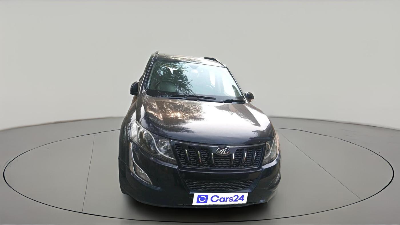 2017 Mahindra XUV500 W10 1.99, Diesel, Manual, 24,155 km, exterior