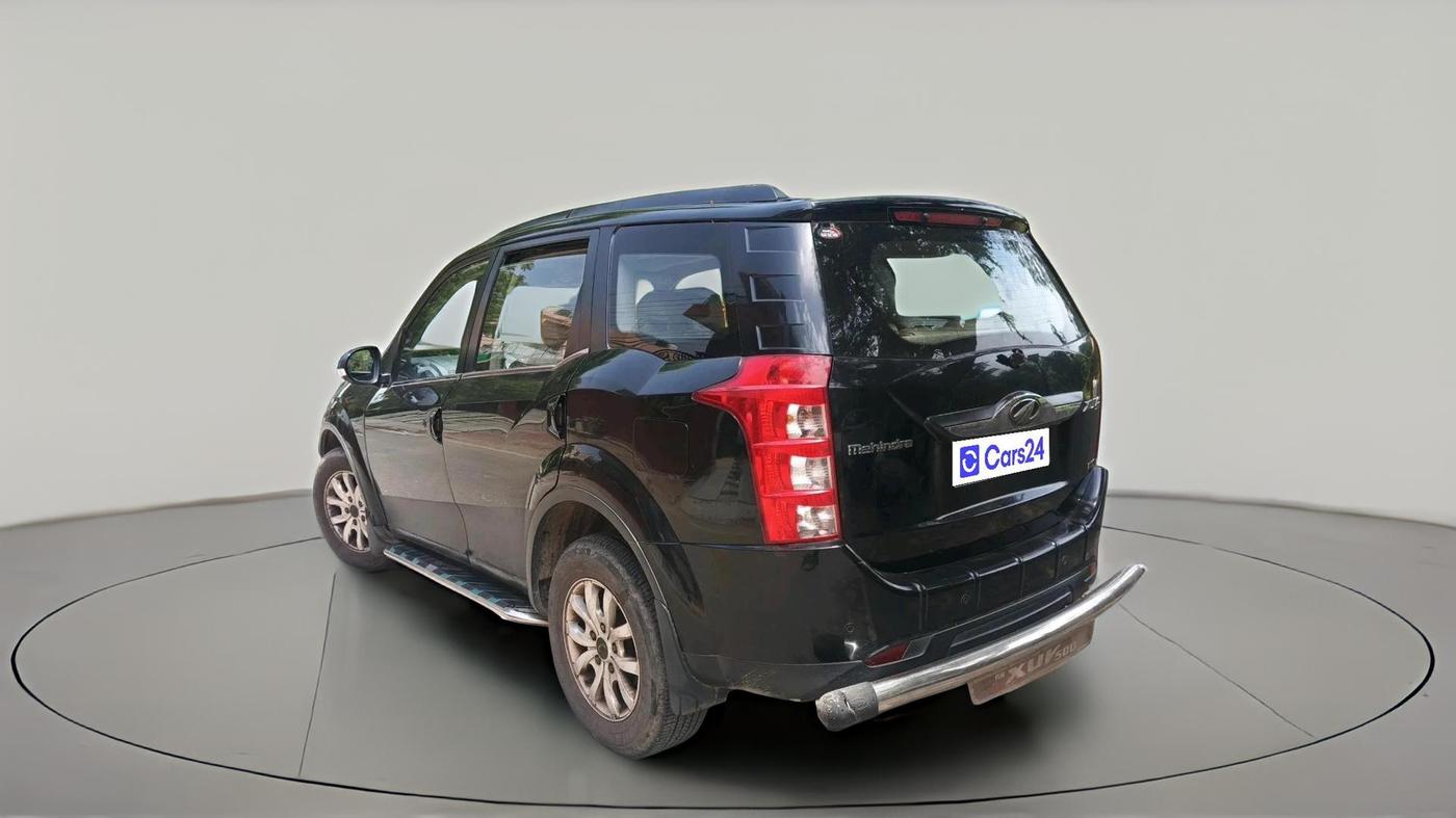 2017 Mahindra XUV500 W10 1.99, Diesel, Manual, 24,155 km, exterior