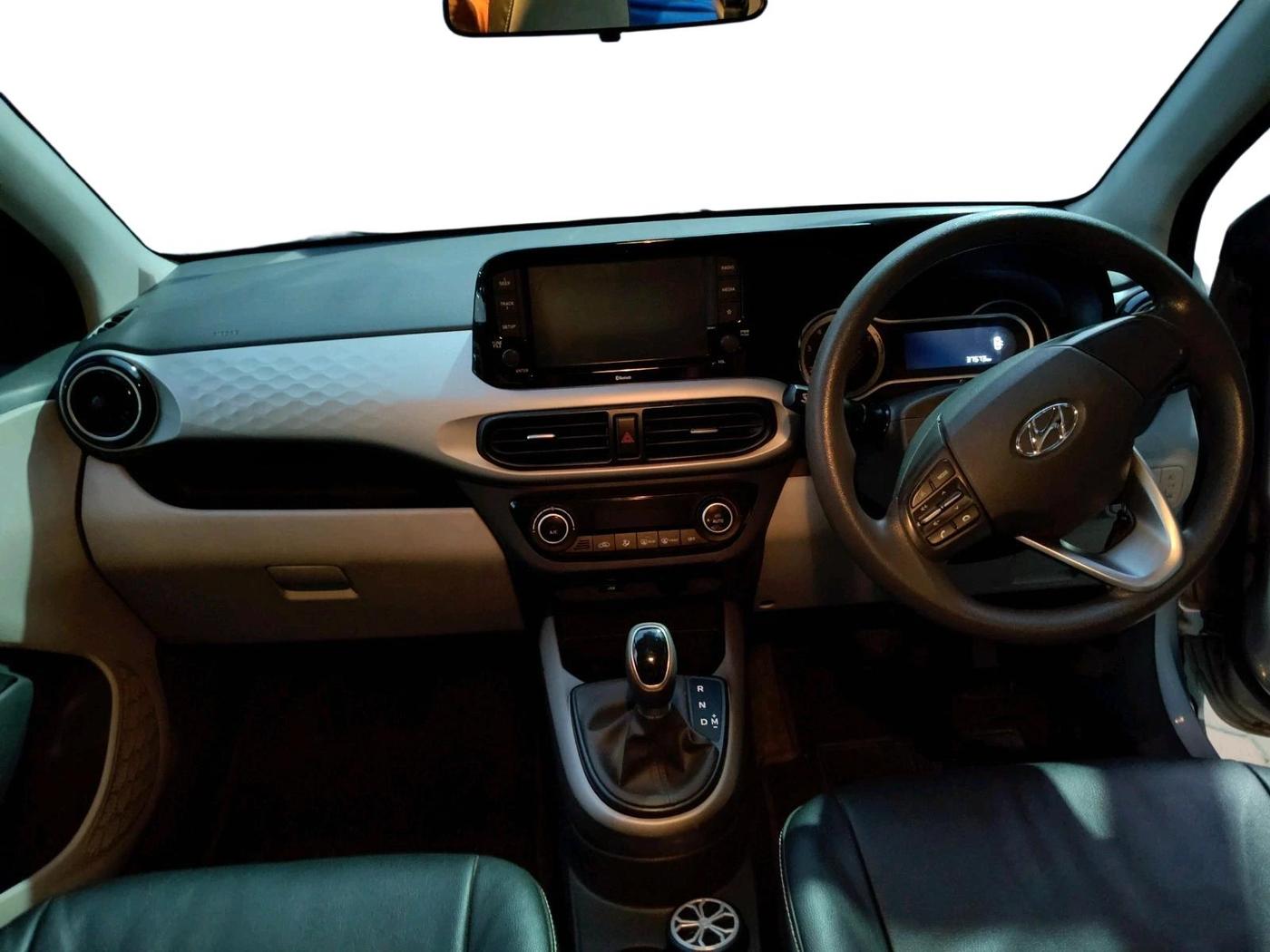 2020 Hyundai GRAND I10 NIOS SPORTZ AMT 1.2 KAPPA VTVT, Petrol, Automatic, 37,573 km, interior