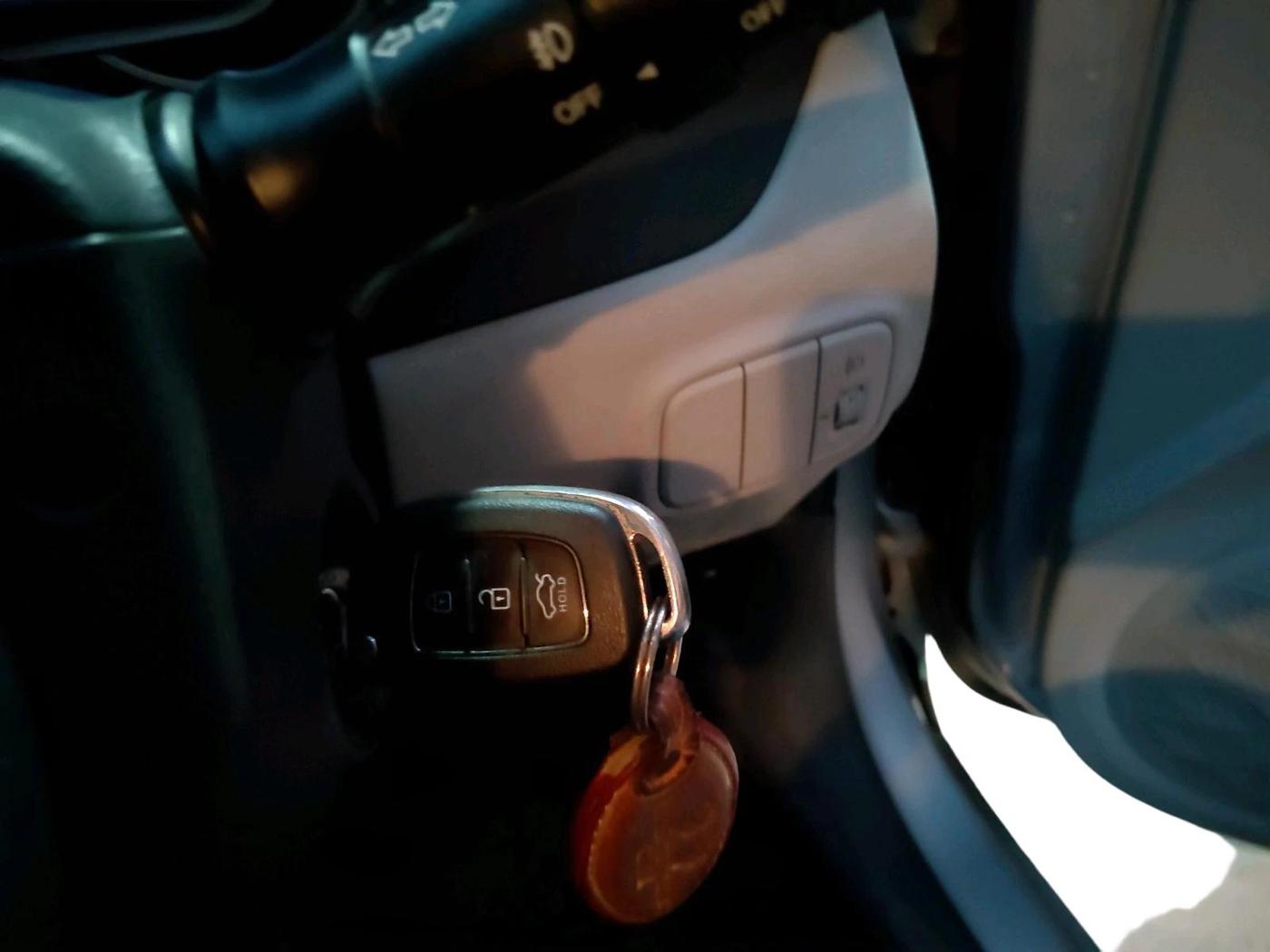 2020 Hyundai GRAND I10 NIOS SPORTZ AMT 1.2 KAPPA VTVT, Petrol, Automatic, 37,573 km, interior