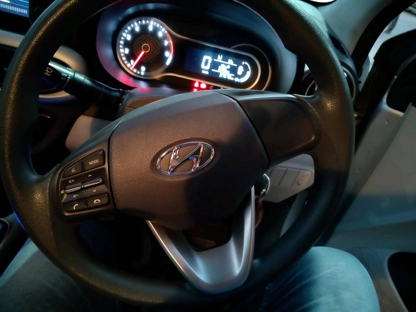 2020 Hyundai GRAND I10 NIOS SPORTZ AMT 1.2 KAPPA VTVT, Petrol, Automatic, 37,573 km, interior