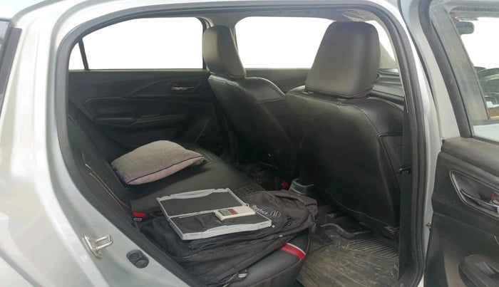 2025 Maruti Swift VXI 1.2L CNG, CNG, Manual, 6,650 km, interior