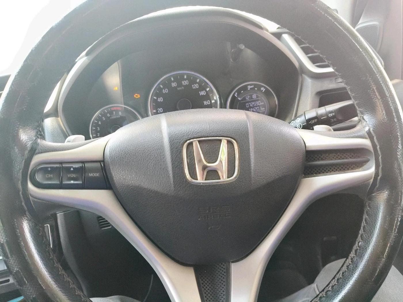 2016 Honda BR-V 1.5L I-VTEC V CVT, CNG, Automatic, 72,590 km, interior