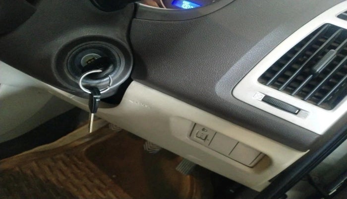 2011 Hyundai i20 MAGNA 1.2, Petrol, Manual, 1,00,222 km, interior