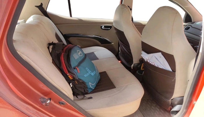 2011 Hyundai i10 MAGNA 1.2, CNG, Manual, 1,85,305 km, interior